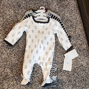 Cloud Island Boys 3 Piece Set - Black and White Nwt